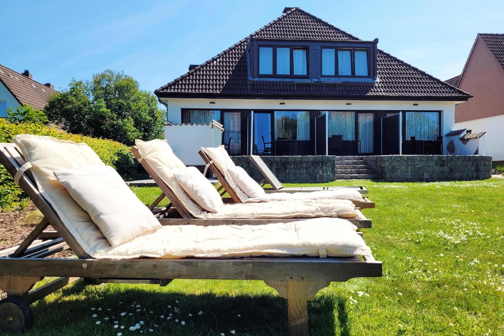 Ostsee Strandoase: Moderne Mit Sonnenterrasse *
